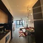 Scarletz Suites Klcc By Cityscape