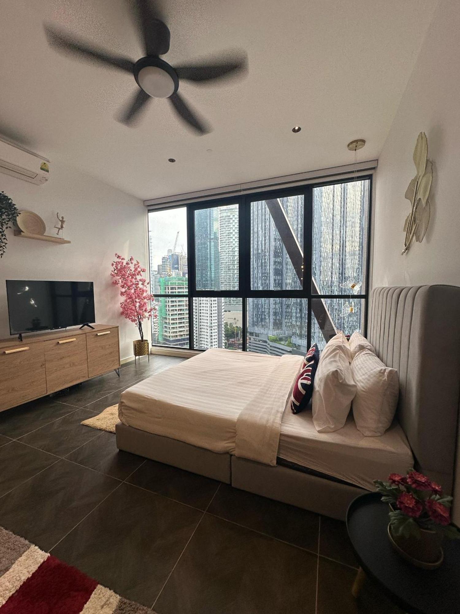 Scarletz Klcc By Cityscape Pangsapuri Kuala Lumpur